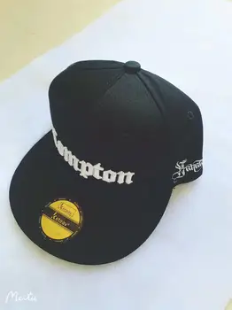 Оптовая продажа разнообразных модных фирменных логотипов, декоративных шляп, шляп в стиле хип-хоп, повседневных шляп, популярных бейсбольных кепок